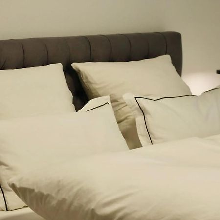 Modern Holiday Apartment In The Heart Of Klingenmünster מראה חיצוני תמונה