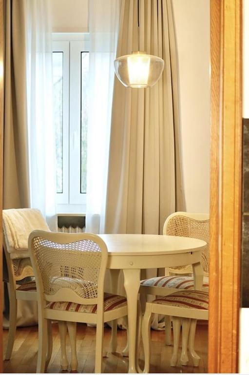 Modern Holiday Apartment In The Heart Of Klingenmünster מראה חיצוני תמונה