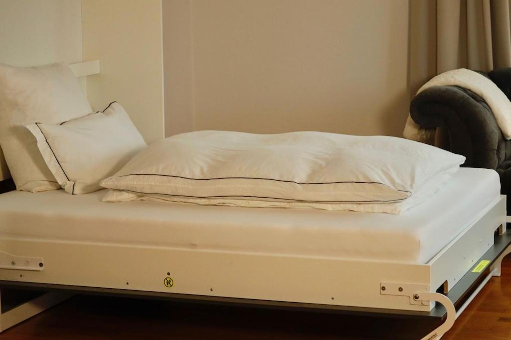 Modern Holiday Apartment In The Heart Of Klingenmünster מראה חיצוני תמונה